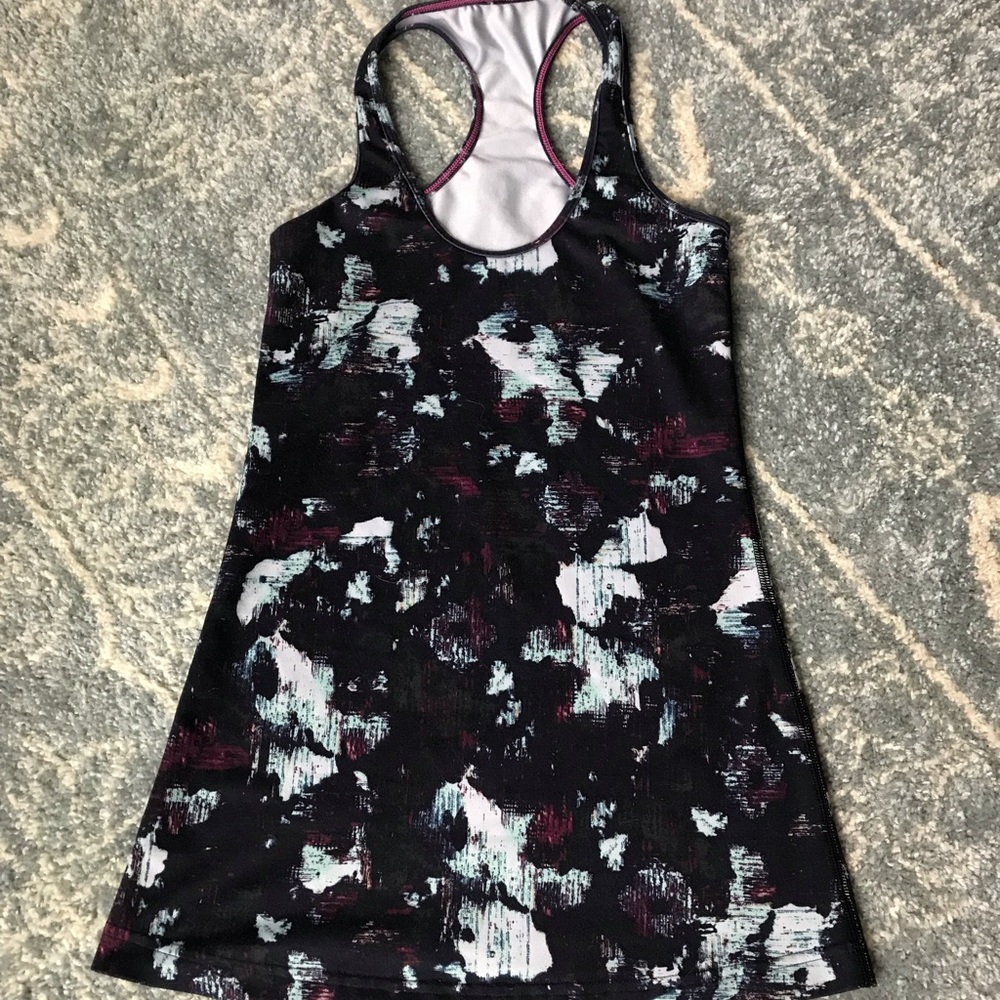 Lululemon cool racer back size 4